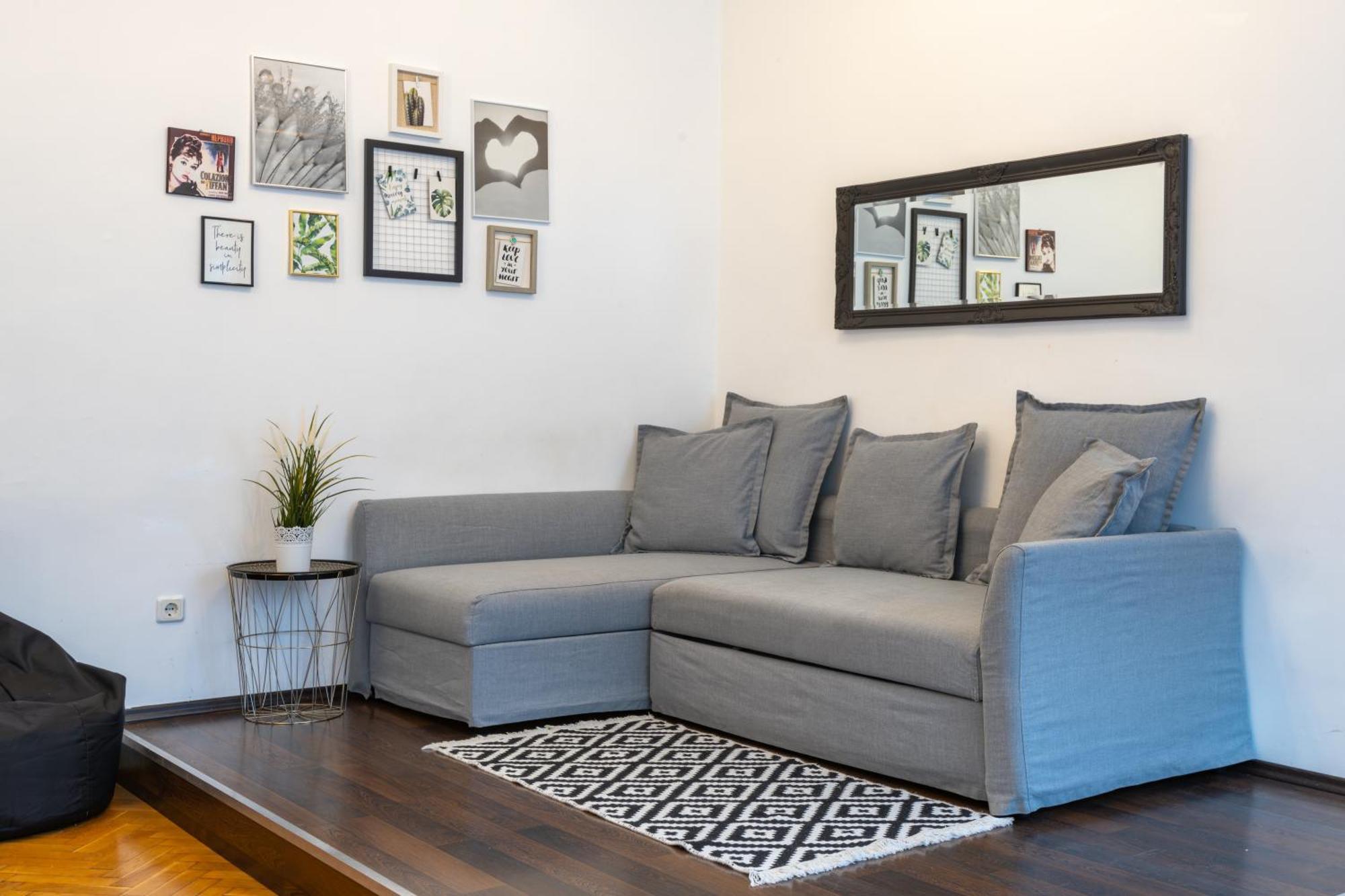 Walnut Tree Apartment *